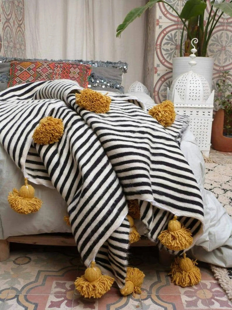 Pompom Blankets