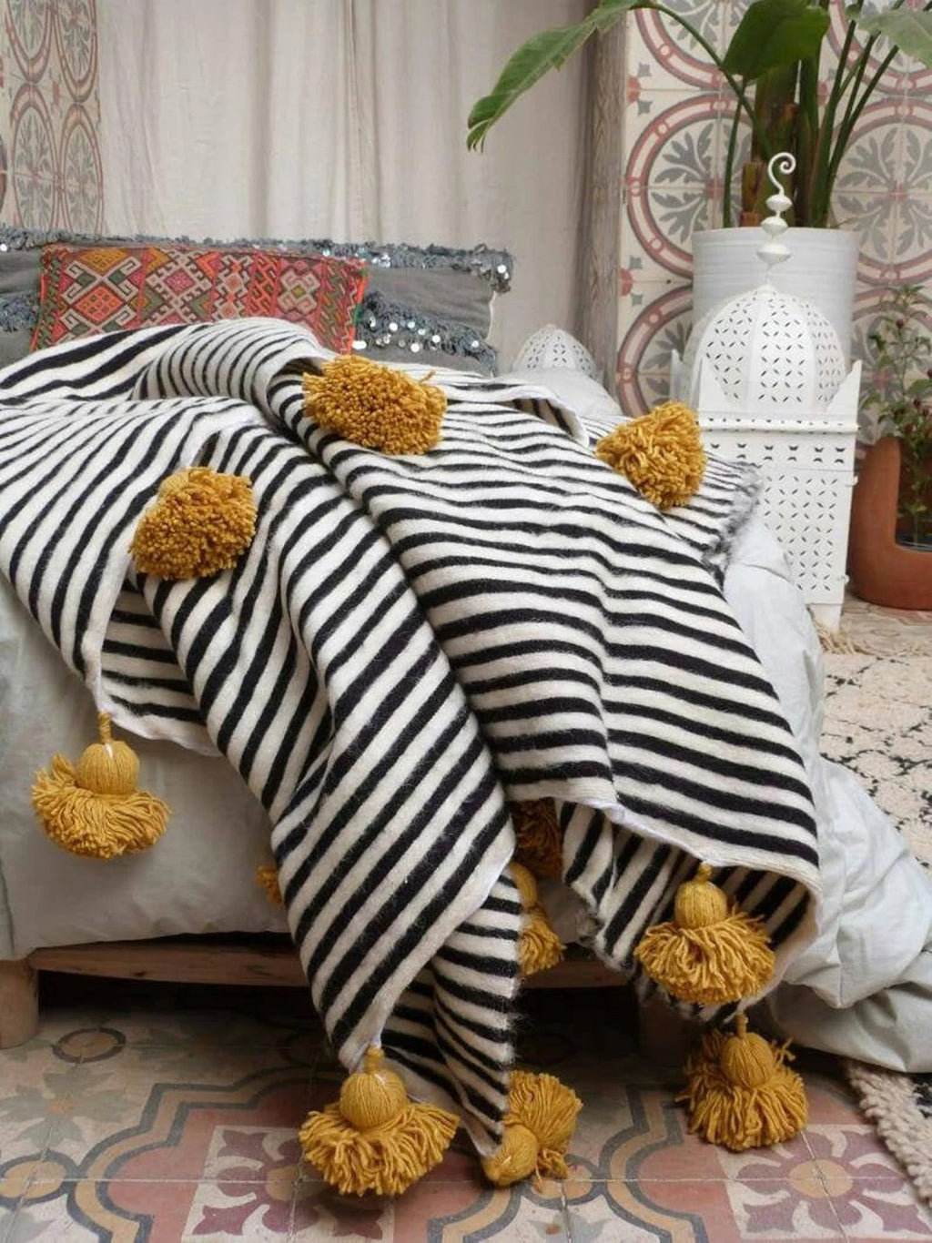 chunky knit pompom blanket ,chunky knit throw blanket , Wool blanket with pom poms ,moroccan pompom throw blankets for sofa , wool pompom throw blankets for sofa , 40x50 blanket ,100% wool blanket , 100 wool blanket , 60 x 50 blanket , 50x40 blanket , 100 cotton blanket